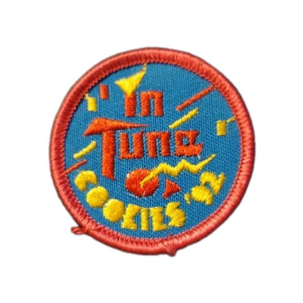 In Tune Cookies 1992 92 Girl Scout Patch 2 Inch Round Sew On